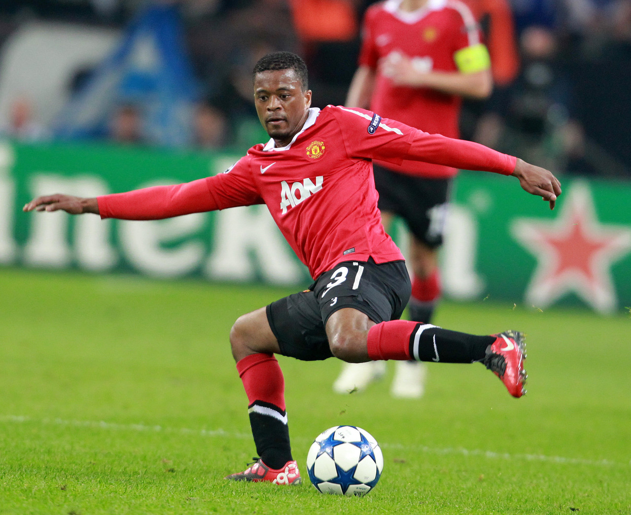 及每名球员 及每名球员