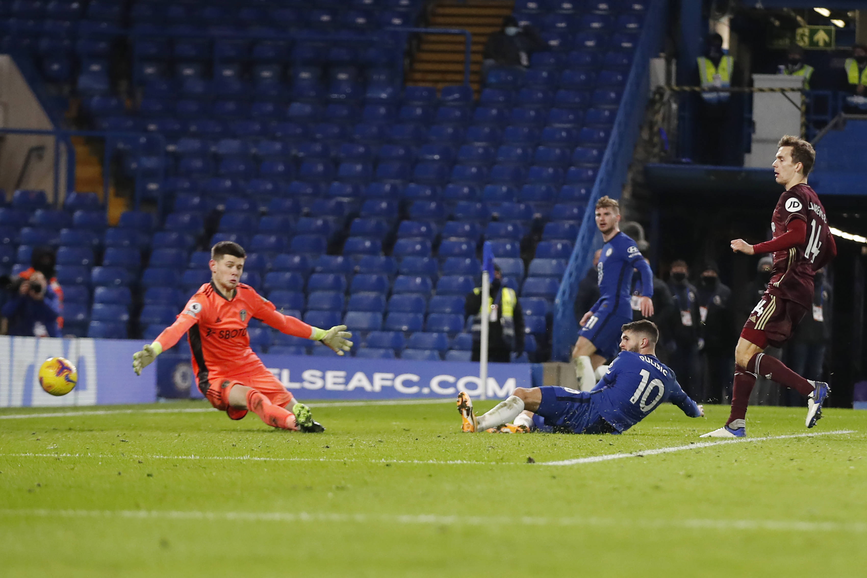 梁靖崑多次 梁靖崑多次